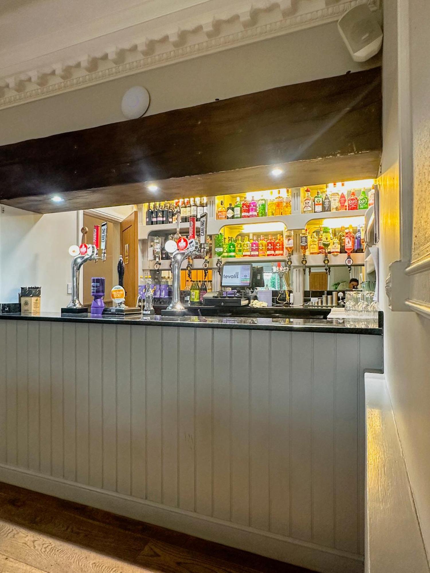 The Corbet Arms Hotel Uffington  Exterior photo