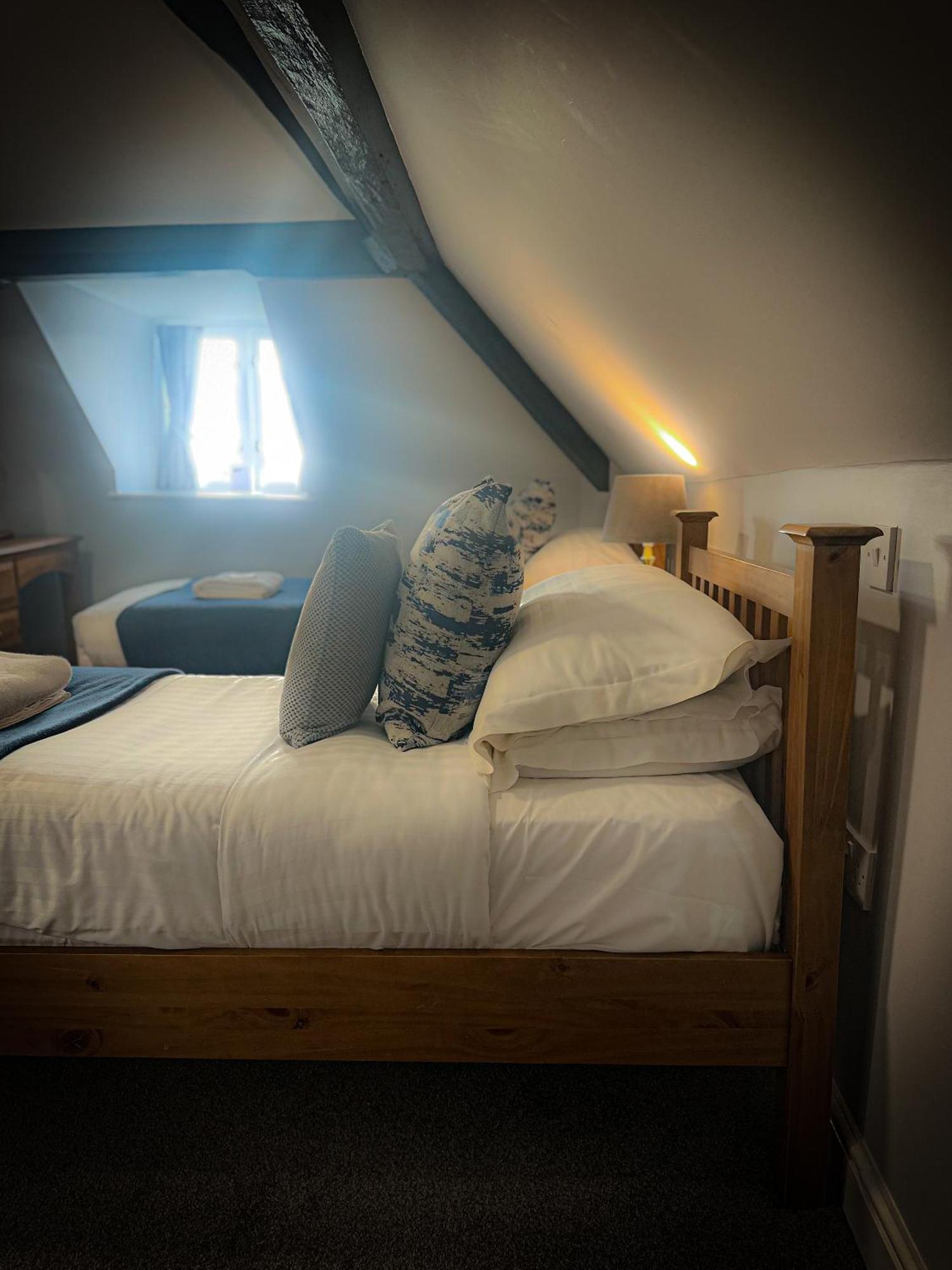 The Corbet Arms Hotel Uffington  Room photo
